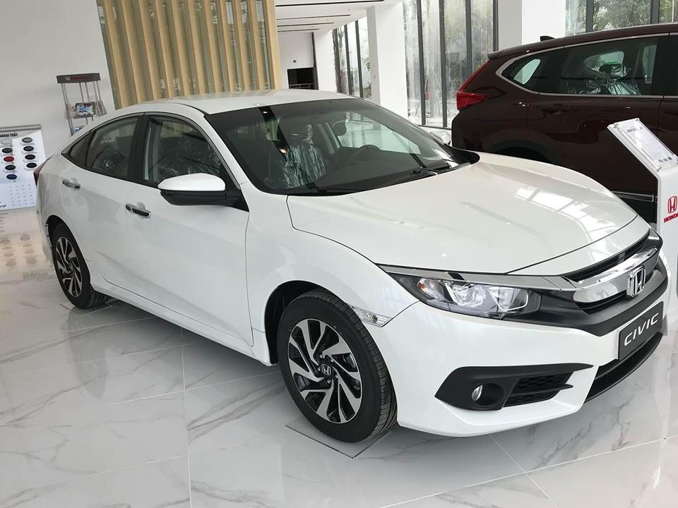 5 mau sedan trong tam gia 700 - 800 trieu dang mua