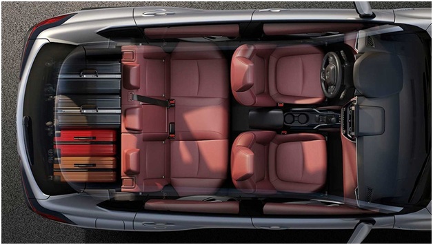 Khoang cabin xe Toyota Corolla Cross