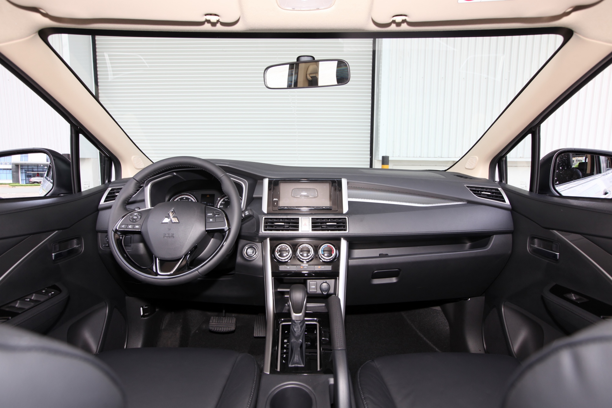 Nội thất Mitsubishi Xpander CKD 2020