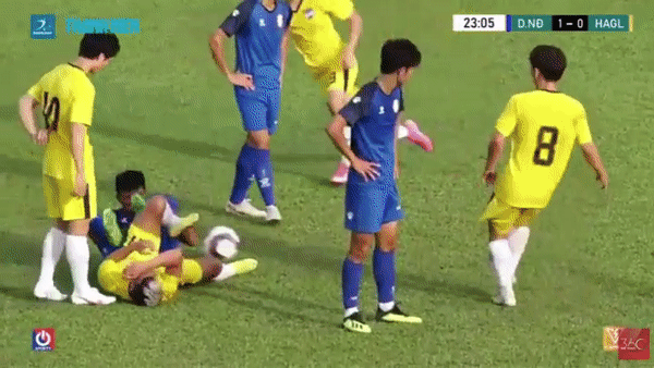 VIDEO: Văn Toàn ghi bàn sau đường chọc khe tinh tế của đồng đội