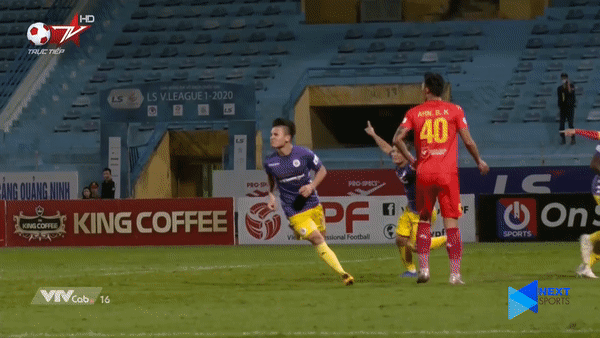 VIDEO: Top những pha 'nã đại bác' khiến khung thành rung chuyển