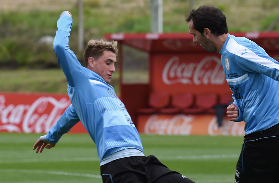 World Cup 2018, Uruguay, Pháp, Đức, Bỉ, Tây Ban Nha, Varane, Umtiti, Hummels, Boateng, Ramos, Pique