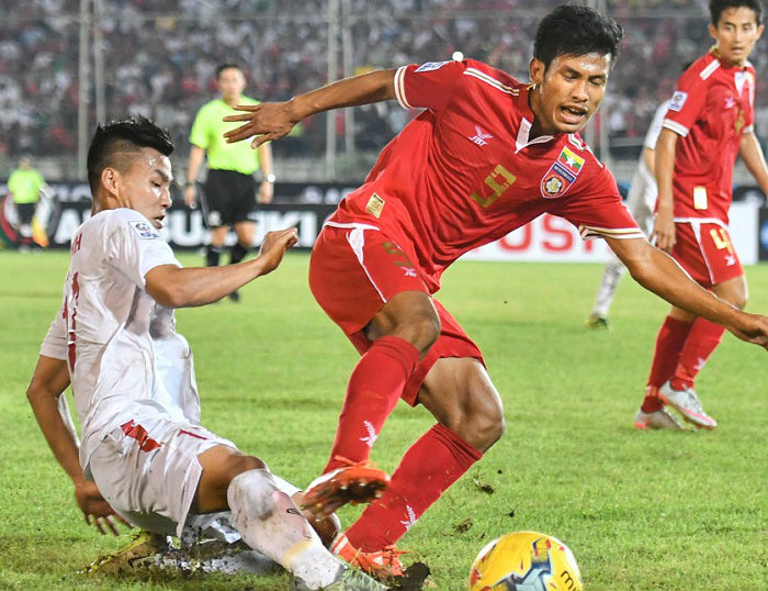 aung thu, thai league, u19 myanmar, u19 việt nam, công phượng, xuân trường