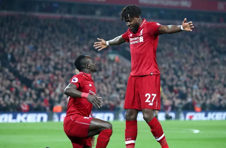 liverpool, divock origi, liverpool dựng tượng origi