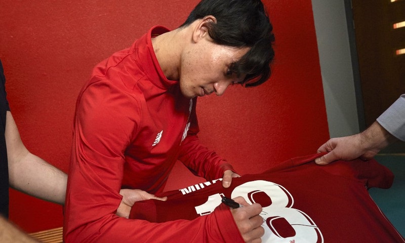 liverpool, takumi minamino, ngoại hạng anh, chuyển nhượng, minamino đến liverpool