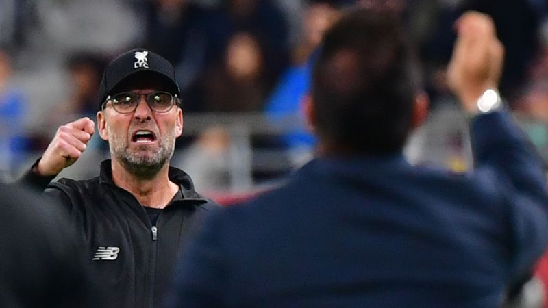 Klopp lời qua tiếng lại với HLV đối thủ. Ảnh: Getty liverpool, jurgen klopp, klopp chế nhạo đối thủ, antonio mohamed