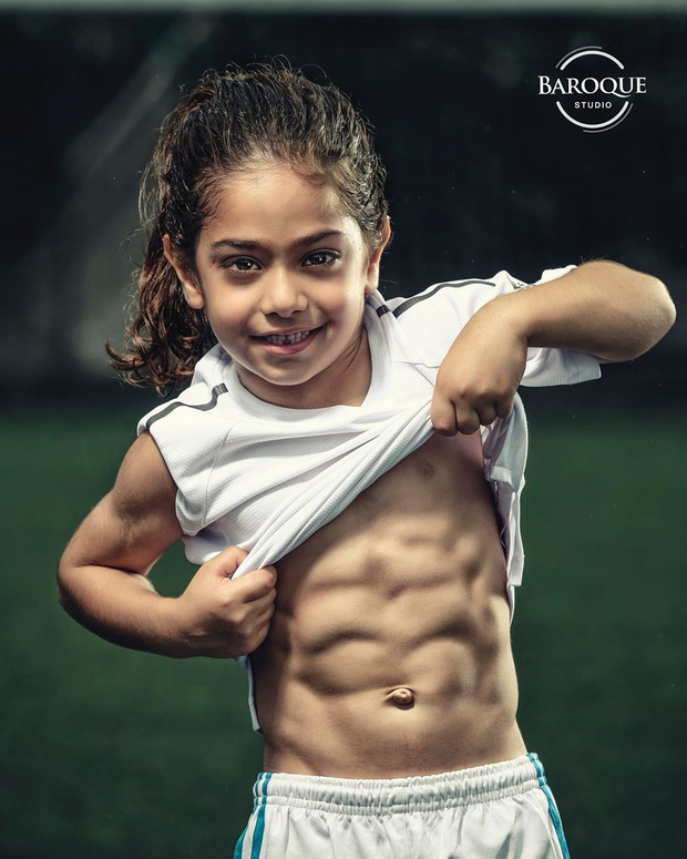 Arat Hosseini, Messi, Ronaldo