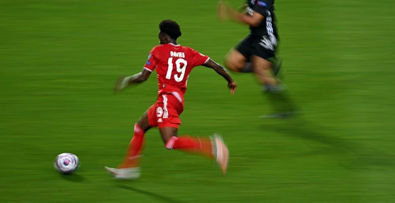 Alphonso Davies, Bayern Munich, Lyon, Champions League, Cúp C1