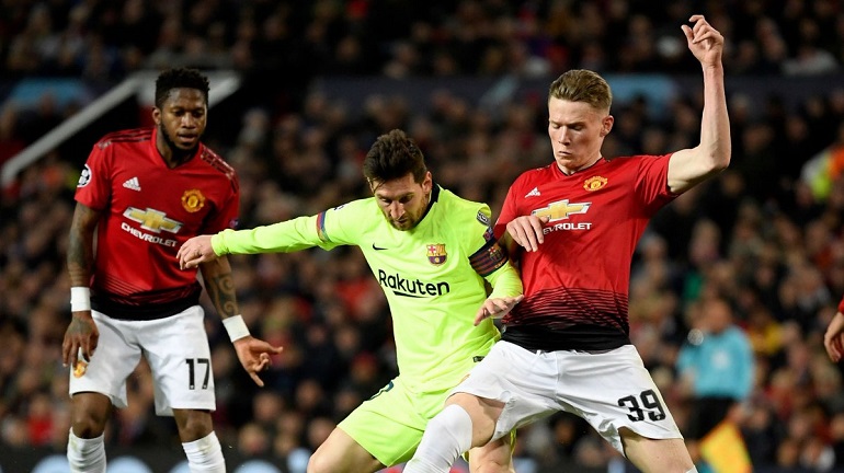 Messi, Ngoại hạng Anh, Man City, Barcelona