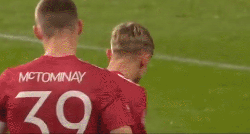 Video bàn thắng MU 1-0 Watford:  'Máy quét' tỏa sáng