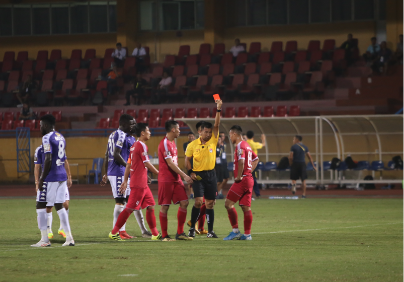 Hà Nội 5-2 Viettel, Hà Nội vô địch v-league, HLV Park Hang Seo, CĐV Hà Nội, Derby Hà Nội, Quang Hải sút phạt