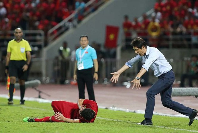 Việt Nam vs Thái Lan, Vòng loại WC 2022, Bùi tiến dũng, Akira nishino, Bùi tiến dũng vs chanathip,