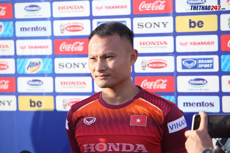 Trọng Hoàng, Việt Nam vs UAE, Việt Nam vs Thái Lan, Vòng loại WC 2022, Park Hang Seo, Akira Nishino