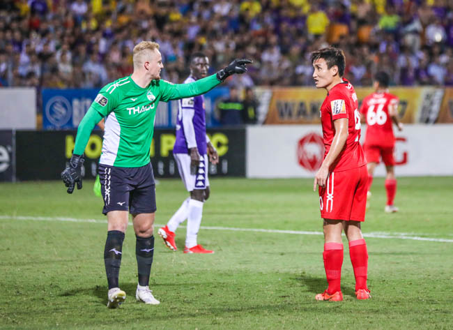 HAGL, ngoại binh HAGl, Chuyển nhượng V-League, Kim bong Jin, Felipe Martins,