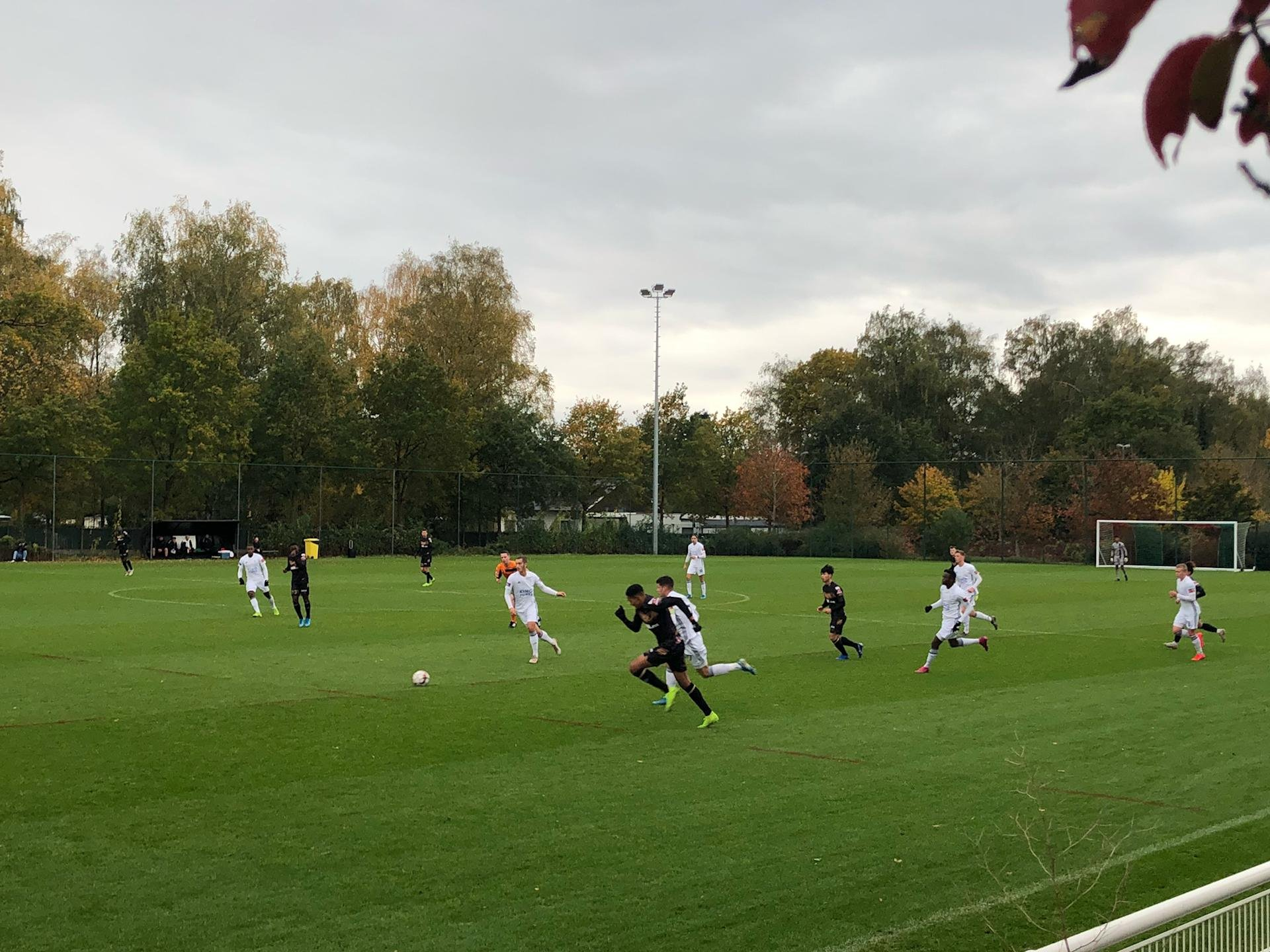 Nguyễn Công Phượng, CP15, STVV, Sint Truidense, Lee Seung Woo, STVV 1-2 Oh Leuven