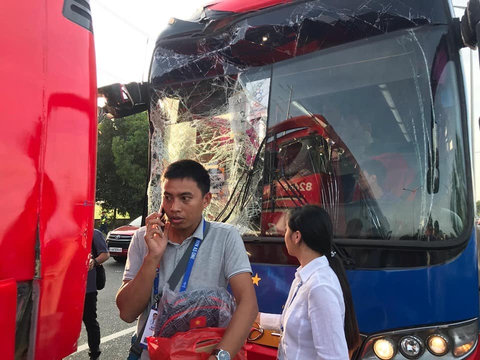 xe cho doan Lao bi hong nang