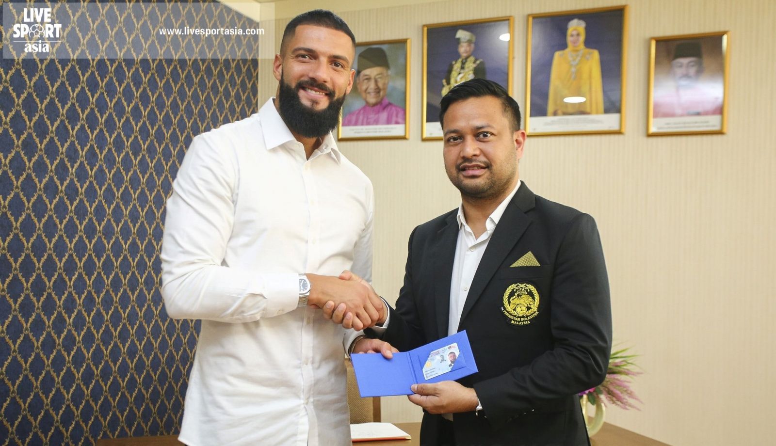 Malaysia nhap tich tien ve Kosovo