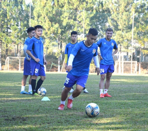 HAGL cho muon 9 cau thu tre