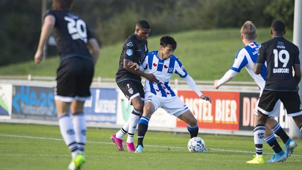 Van Hau da chinh cho Jong Heerenveen