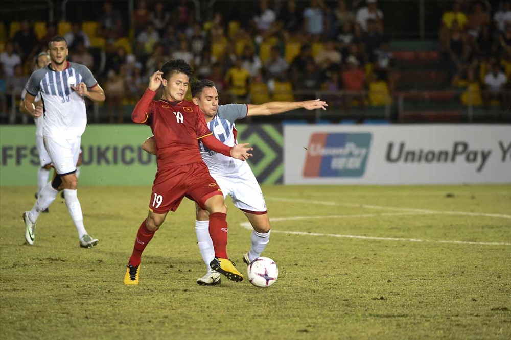 Philippines thach thuc ca chau A