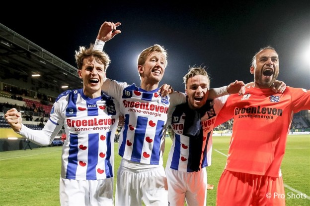 Van Hau sang cua thi dau cho Heerenveen
