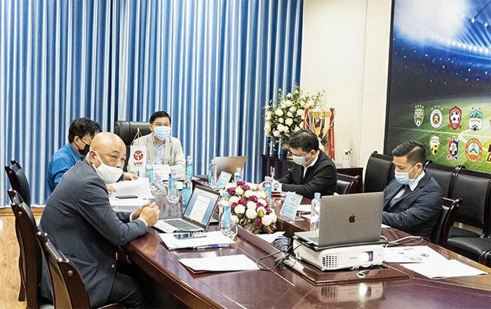Cac doi bong ung ho v.league da 1 luot