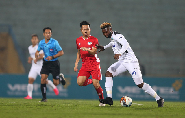 Cac doi bong ung ho v.league da 1 luot