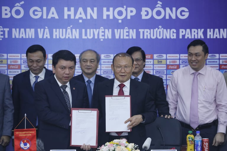 HLV Park di vao lich su bong da Viet Nam