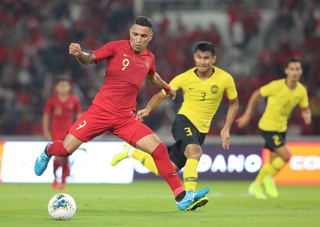 Beto Goncalves chỉ trích cầu thủ Indonesia thi đấu chỉ vì tiền noi bo DT Indonesia luc duc