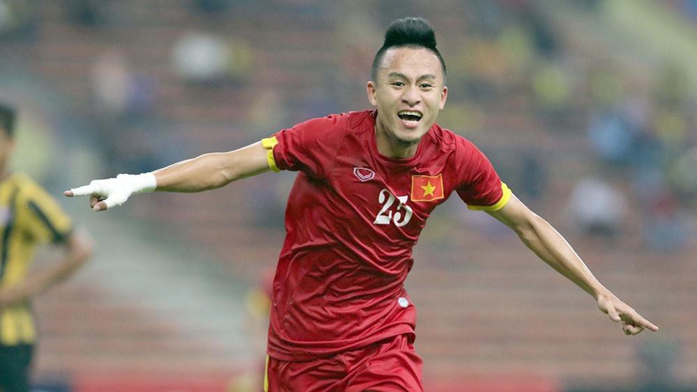 Vo Huy Toan tro lai DT Viet Nam