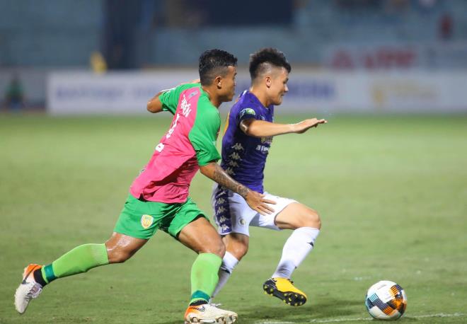 Ha Noi FC than trong truoc HAGL