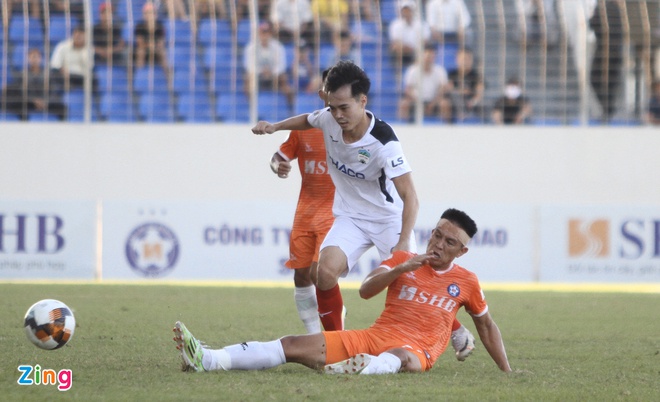 HLV Lee Tae Hoon khong tiec Cong Phuong