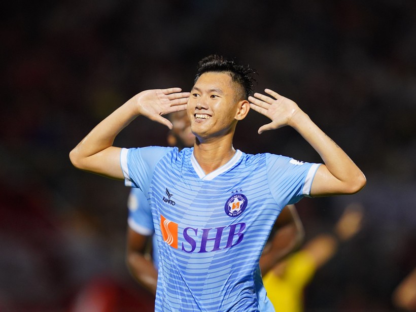 TPHCM 2-2 SHB Da Nang