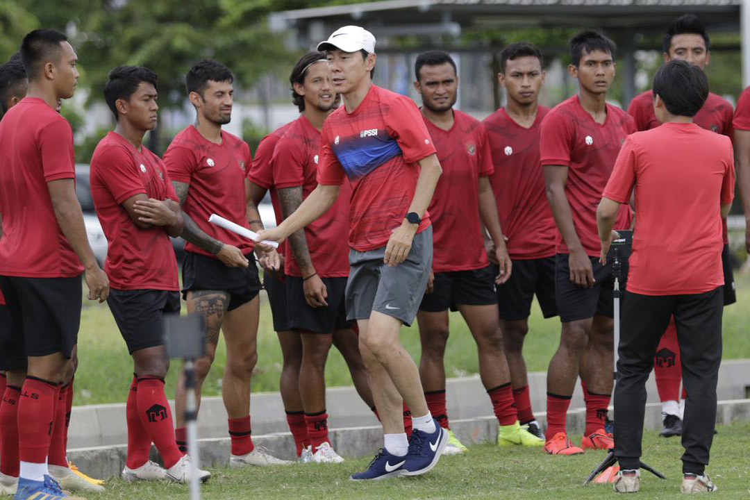 HLV Shin Tae Yong tro lai Indonesia