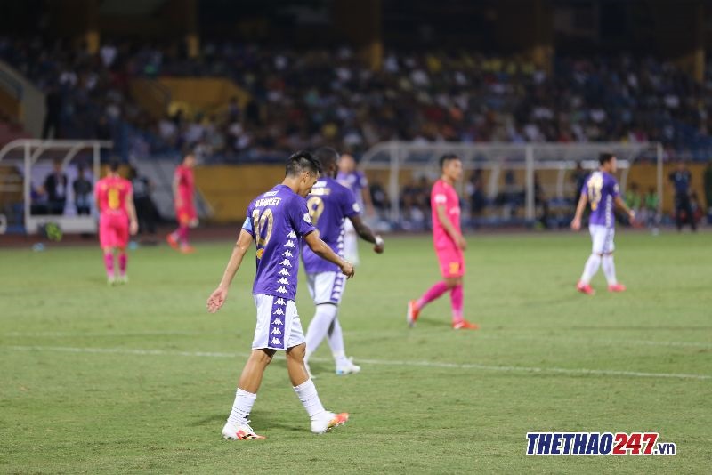 Quang Hai chan thuong