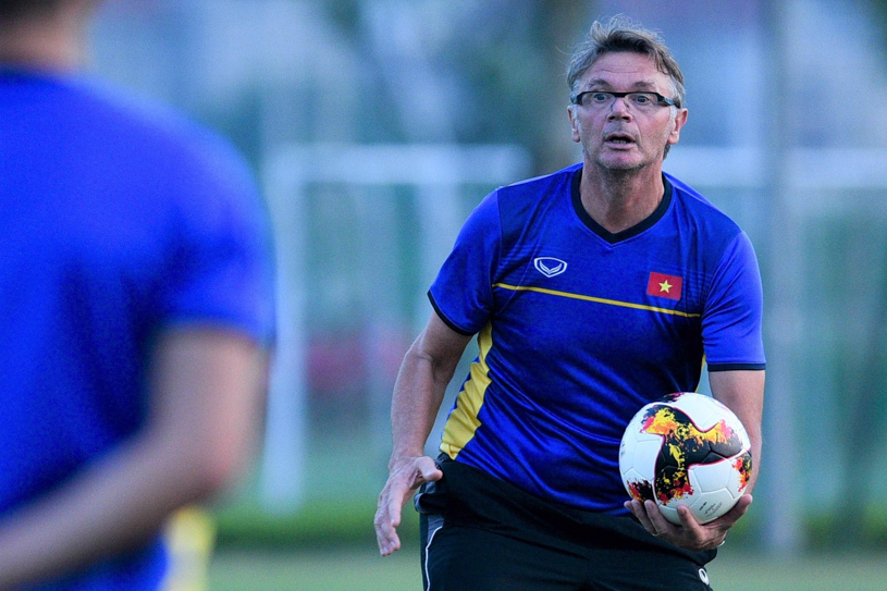 HLV Troussier that vong