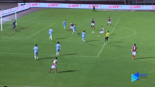 VIDEO: Màn thể hiện xuất thần của Tuấn Mạnh ở V.League 2020
