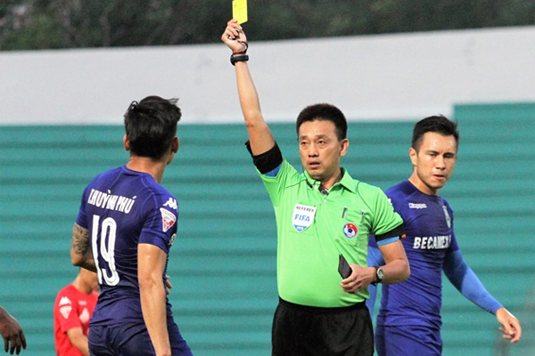 trọng tài FIFA, VFF, V-League 2017, Võ Minh Trí, Long An vs B. Bình Dương