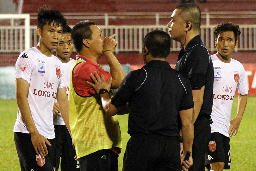 CLB Long An, Bầu Thắng, Long An vs TP.HCM, V-League 2017, CLB Long An