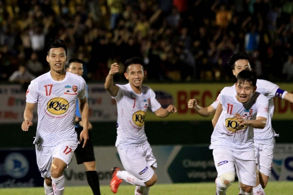 HAGL, hoang anh gia lai, hong duy, V-League 2017, Van Toan, Cong Phuong