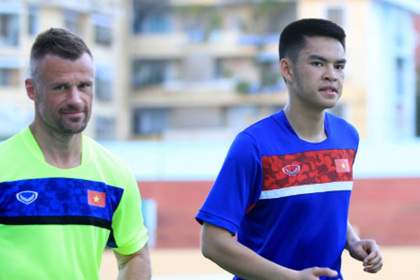 Filip Nguyễn, Việt Nam, ĐTQG Việt Nam, Văn Thanh, Văn Thanh sang châu Âu, HAGL, tin tức HAGL, Tony Tuấn Anh