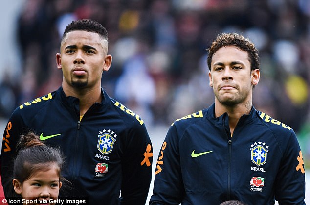 Dani Alves, Ronaldo, Jesus, 