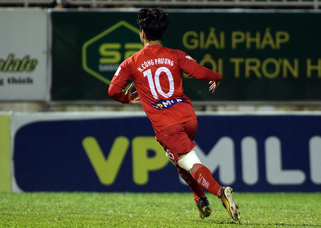Bầu Đức, Công Phượng, HAGL, V-League 2017, 