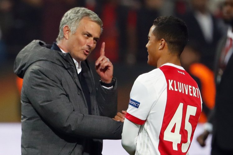 Justin Kluivert,  Patrick Kluivert , MU, Man Utd
