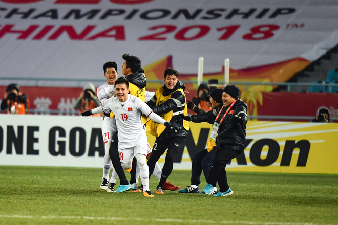 Scott McIntyre, HLV Lê Thụy Hải, U23 Việt Nam