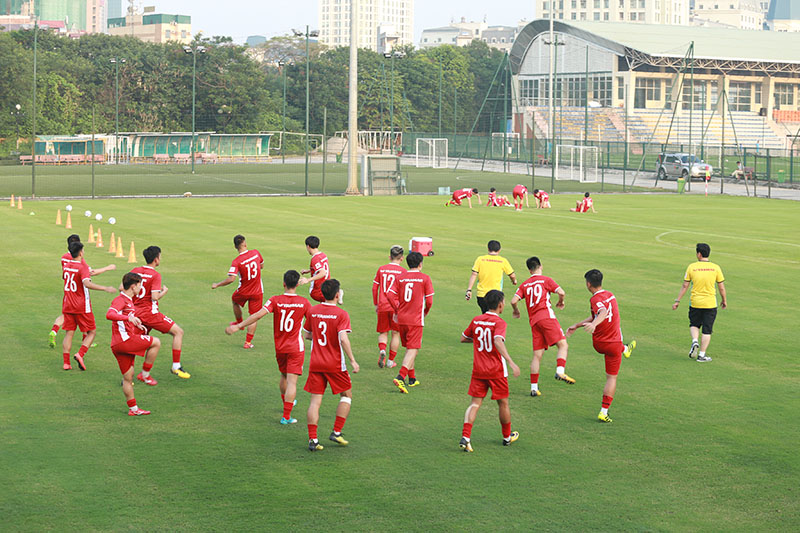 Đình Trọng,  HLV Park Hang-seo, ĐTQG Việt Nam