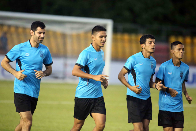 Bán kết AFF Cup 2018, Philippines – Việt Nam, trọng tài Philippines – Việt Nam